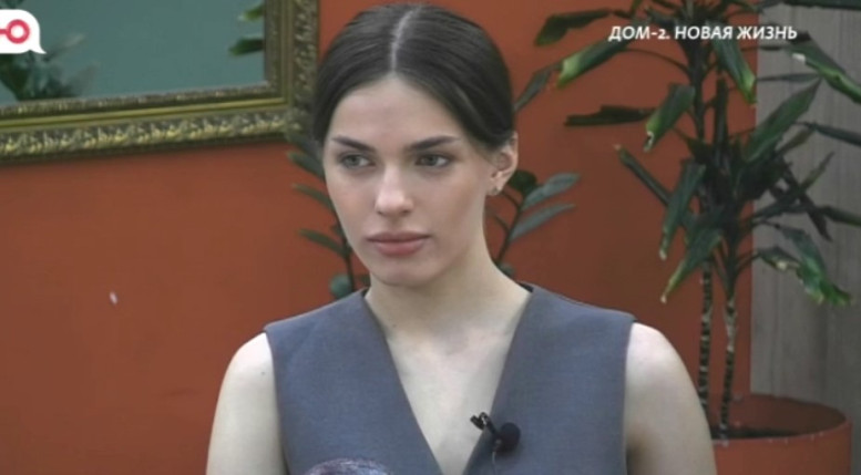 Дом 2 свежие 9 января 2026 09.01.26 смотреть онлайн
